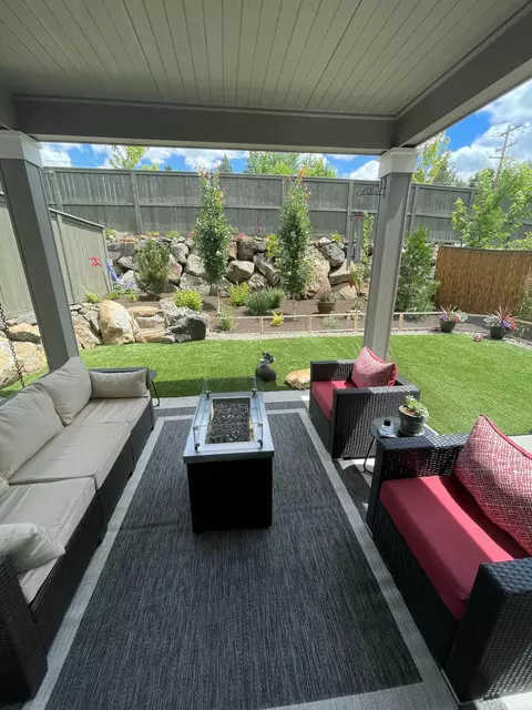 Exterior - 61574 SE Depot Loop, Bend, OR 97702 photo 4 of 7