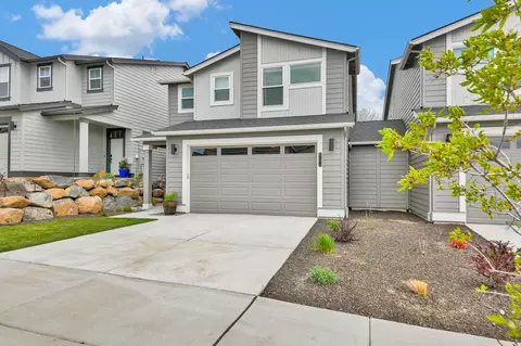Exterior - 61574 SE Depot Loop, Bend, OR 97702 photo 2 of 7