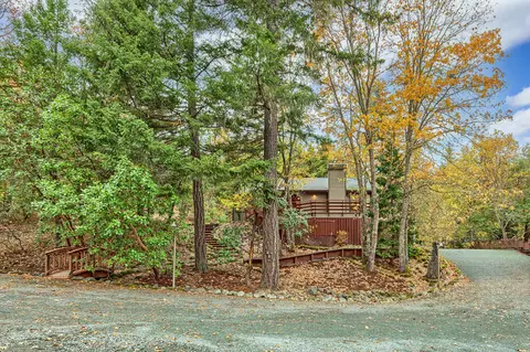 130 Shadow Ln, Grants Pass, OR 97526