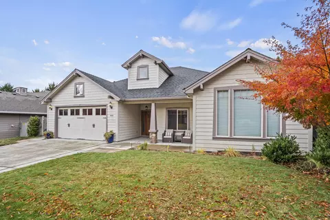 460 Stanford Ave, Medford, OR 97504