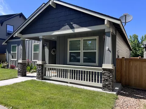 Exterior - 21384 Oakview Dr, Bend, OR 97701 photo 2 of 6