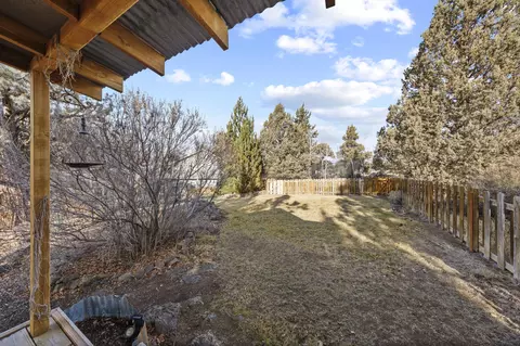 Exterior - 64731 Alcor Pl, Bend, OR 97703 photo 8 of 17