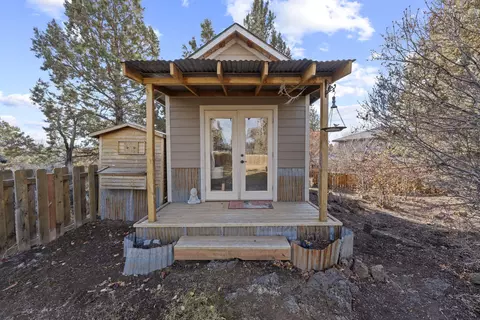 Exterior - 64731 Alcor Pl, Bend, OR 97703 photo 6 of 17