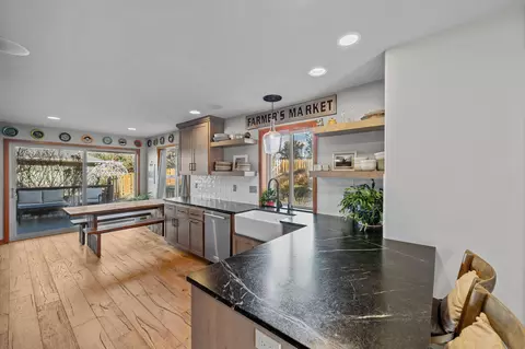 Kitchen - 64731 Alcor Pl, Bend, OR 97703 photo 2 of 4