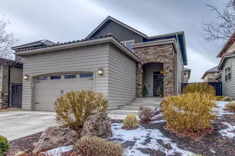 63090 NW Via Cambria, Bend, OR 97703