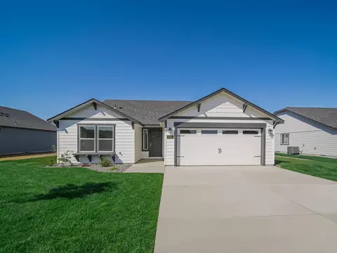 688 NW Xavier Ave #47, Redmond, OR 97756
