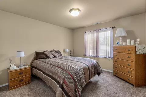 Bedroom - 51450 Lasso Ln, La Pine, OR 97739 photo 2 of 3