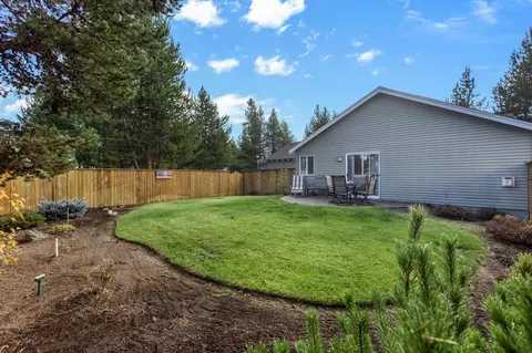 Exterior - 51450 Lasso Ln, La Pine, OR 97739 photo 4 of 6