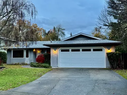 1601 NW Prospect Ave, Grants Pass, OR 97526