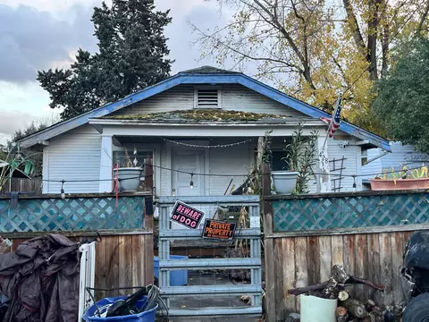 428 Berrydale Ave, Medford, OR 97501