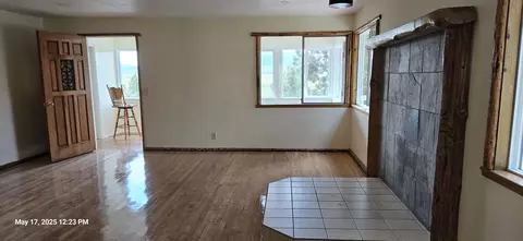 Living - 28205 Drews Rd, Sprague River, OR 97639 photo 1 of 2