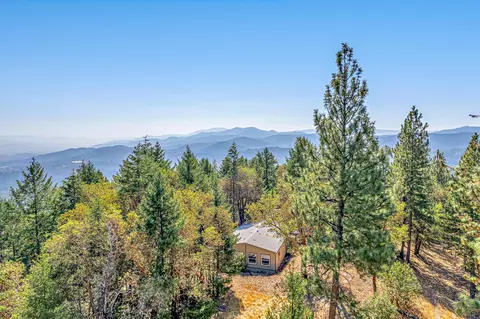 528 Arrowhead Pass, Jacksonville, OR 97530