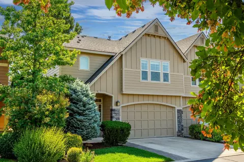 Exterior - 61176 Foxglove Loop, Bend, OR 97702 photo 2 of 7