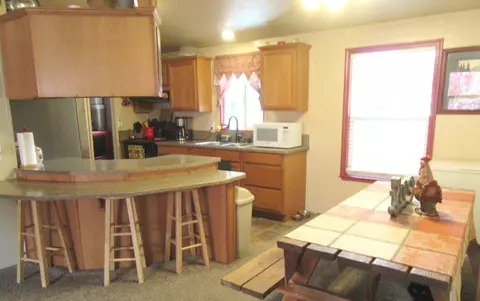 102 N Pine St, Dorris, CA 96023 photo 4