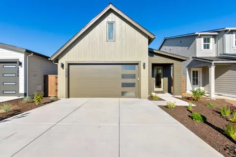 61131 NE Cobalt St, Bend, OR 97701