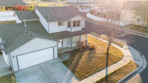 View/Area - 1310 E Hurlburt Ave, Hermiston, OR 97838 photo 4 of 8