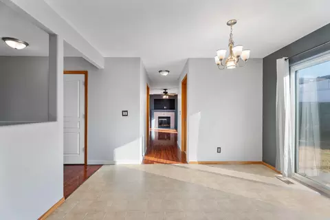 Entry Way - 1310 E Hurlburt Ave, Hermiston, OR 97838 photo 1 of 3