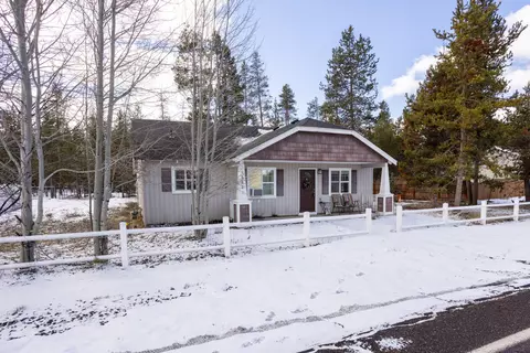 Exterior - 16621 Wm Foss Rd, La Pine, OR 97739 photo 1 of 1