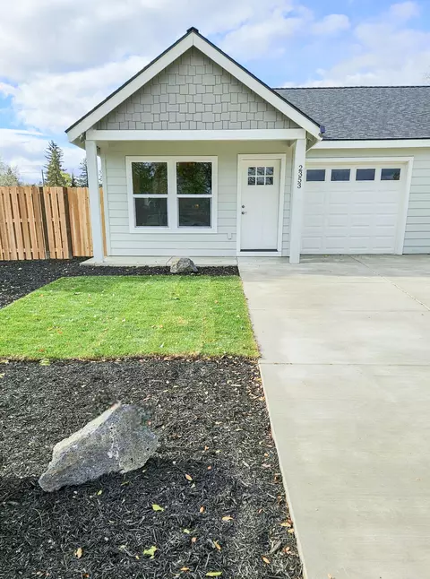 2353 SW 24th St #LOT 5, Redmond, OR 97756