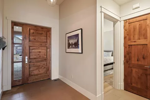 Entry Way - 61353 Triple Knot Rd, Bend, OR 97702 photo 2 of 2
