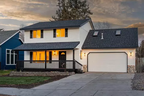 Exterior - 816 NE Mason Rd, Bend, OR 97701 photo 2 of 5