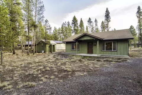 16849 Sun Country Dr, Bend, OR 97707