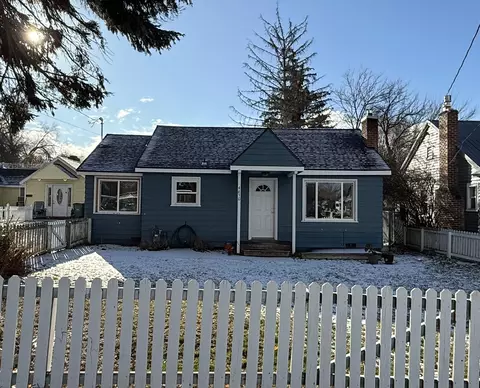 4650 Cannon Ave, Klamath Falls, OR 97603