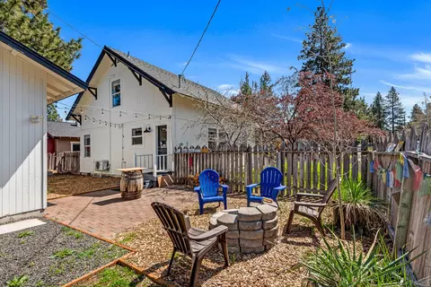 1496 NW Elgin Ave, Bend, OR 97703 photo 23
