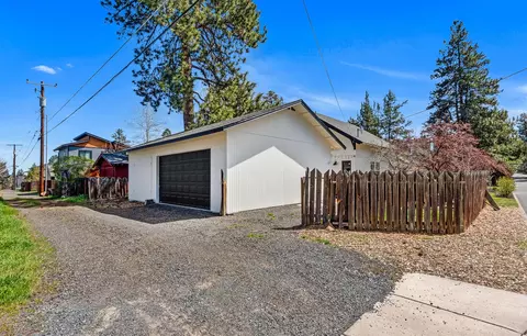1496 NW Elgin Ave, Bend, OR 97703 photo 28