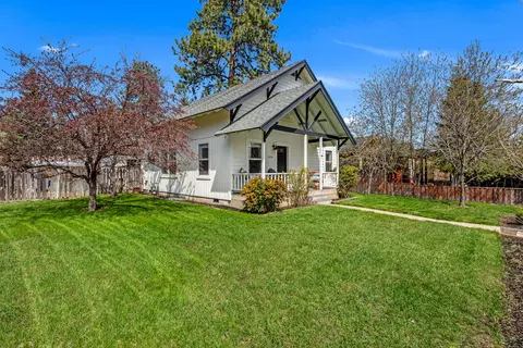 1496 NW Elgin Ave, Bend, OR 97703 photo 5