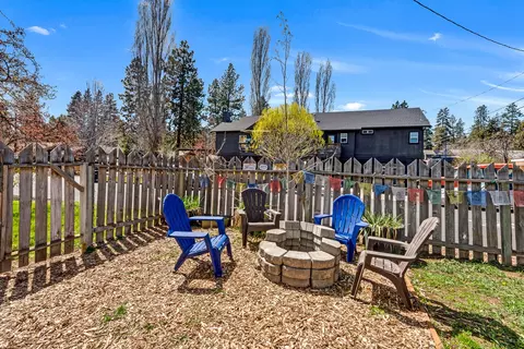 1496 NW Elgin Ave, Bend, OR 97703 photo 24
