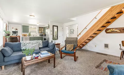 1496 NW Elgin Ave, Bend, OR 97703 photo 9