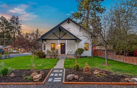 1496 NW Elgin Ave, Bend, OR 97703