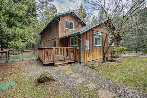 2728 Anderson Creek Rd, Talent, OR 97540
