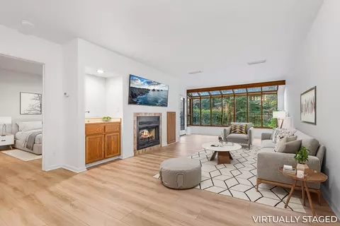 115 Rogue River Hwy #110, Grants Pass, OR 97527