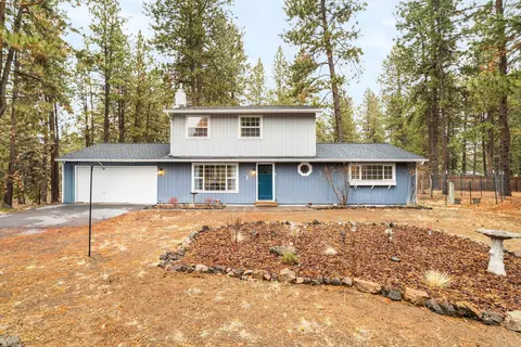 19214 Indian Summer Rd, Bend, OR 97702