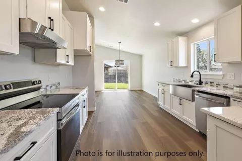 1009 Vick Ln, Medford, OR 97501