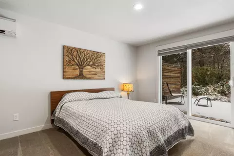 Bedroom - 20385 Ahha Ln, Bend, OR 97702 photo 3 of 4