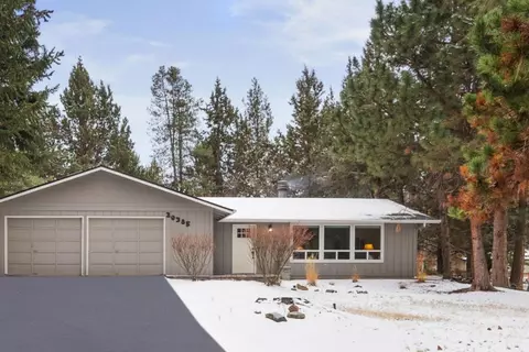 Exterior - 20385 Ahha Ln, Bend, OR 97702 photo 2 of 2