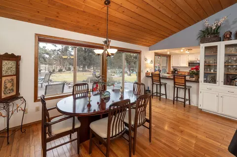 Dining - 21930 Katie Dr, Bend, OR 97701 photo 3 of 3