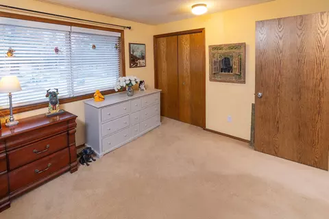 Bedroom - 21930 Katie Dr, Bend, OR 97701 photo 1 of 2