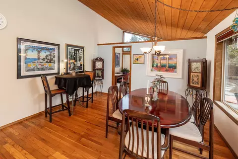 Dining - 21930 Katie Dr, Bend, OR 97701 photo 1 of 3