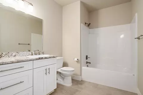 203 Skyhawk Dr, Eagle Point, OR 97524 photo 16