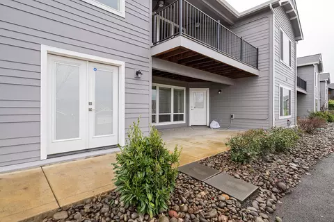 203 Skyhawk Dr, Eagle Point, OR 97524 photo 30