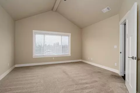 203 Skyhawk Dr, Eagle Point, OR 97524 photo 10