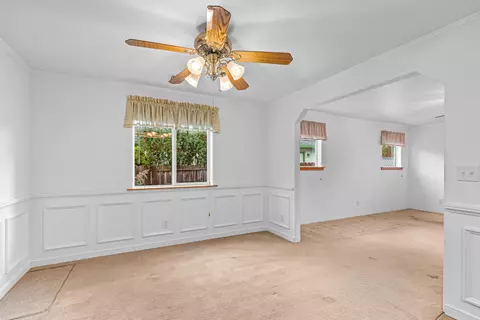 215 Jared Ct, Phoenix, OR 97535 photo 9