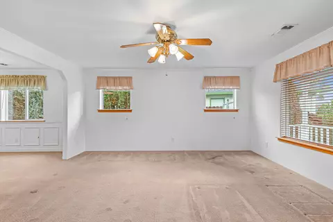 215 Jared Ct, Phoenix, OR 97535 photo 7
