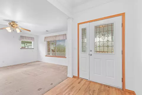 215 Jared Ct, Phoenix, OR 97535 photo 5