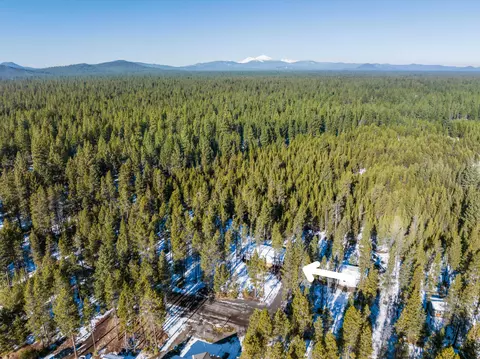 15556 Rim Dr, La Pine, OR 97739 photo 17