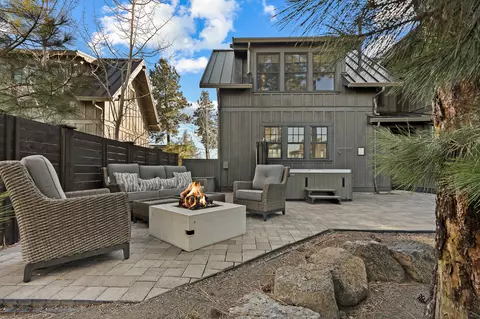 19224 Solomon Dr, Bend, OR 97702 photo 4